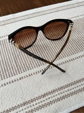 Burberry novacheck cat eye sunglasses